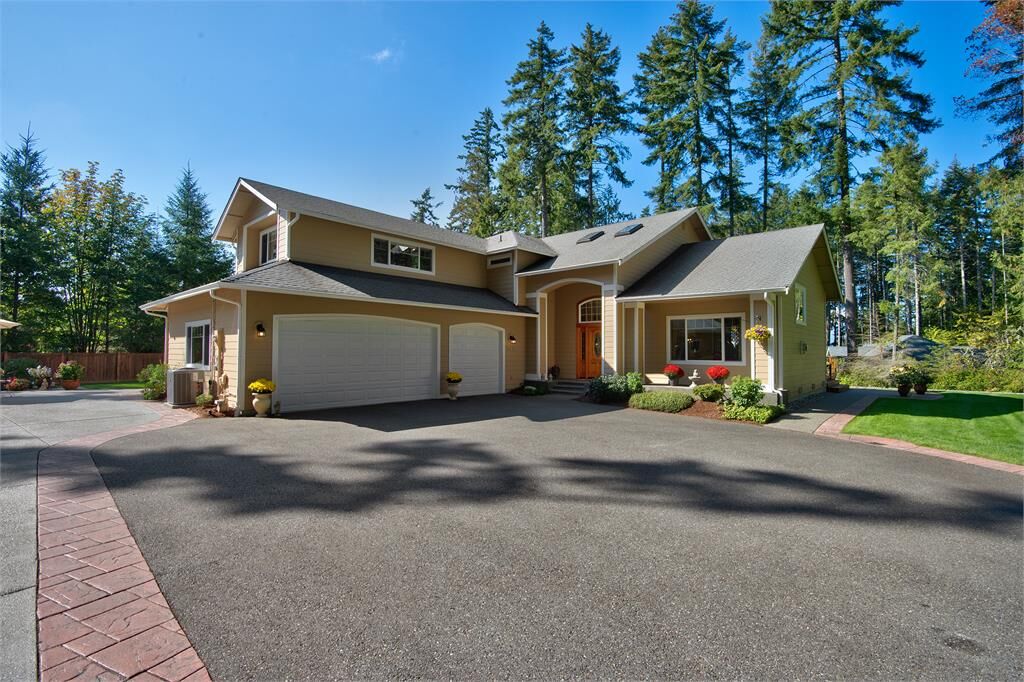Property Photo:  6673 NW Puddingstone Lane  WA 98383 