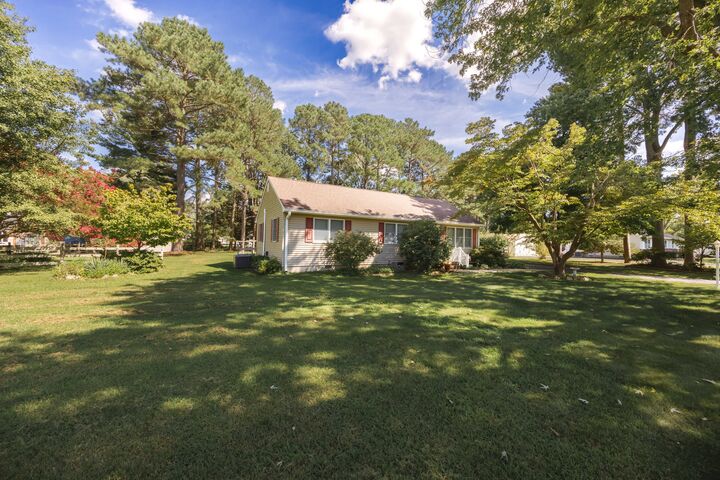 Property Photo:  201 Fawn Drive  MD 21804 