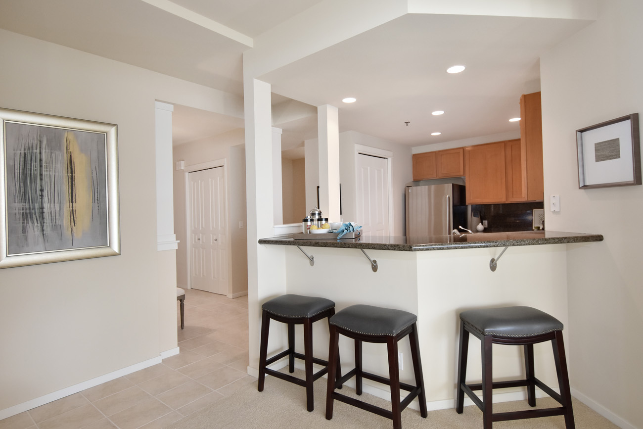 Property Photo: 2801 1st Ave 819 WA 98121