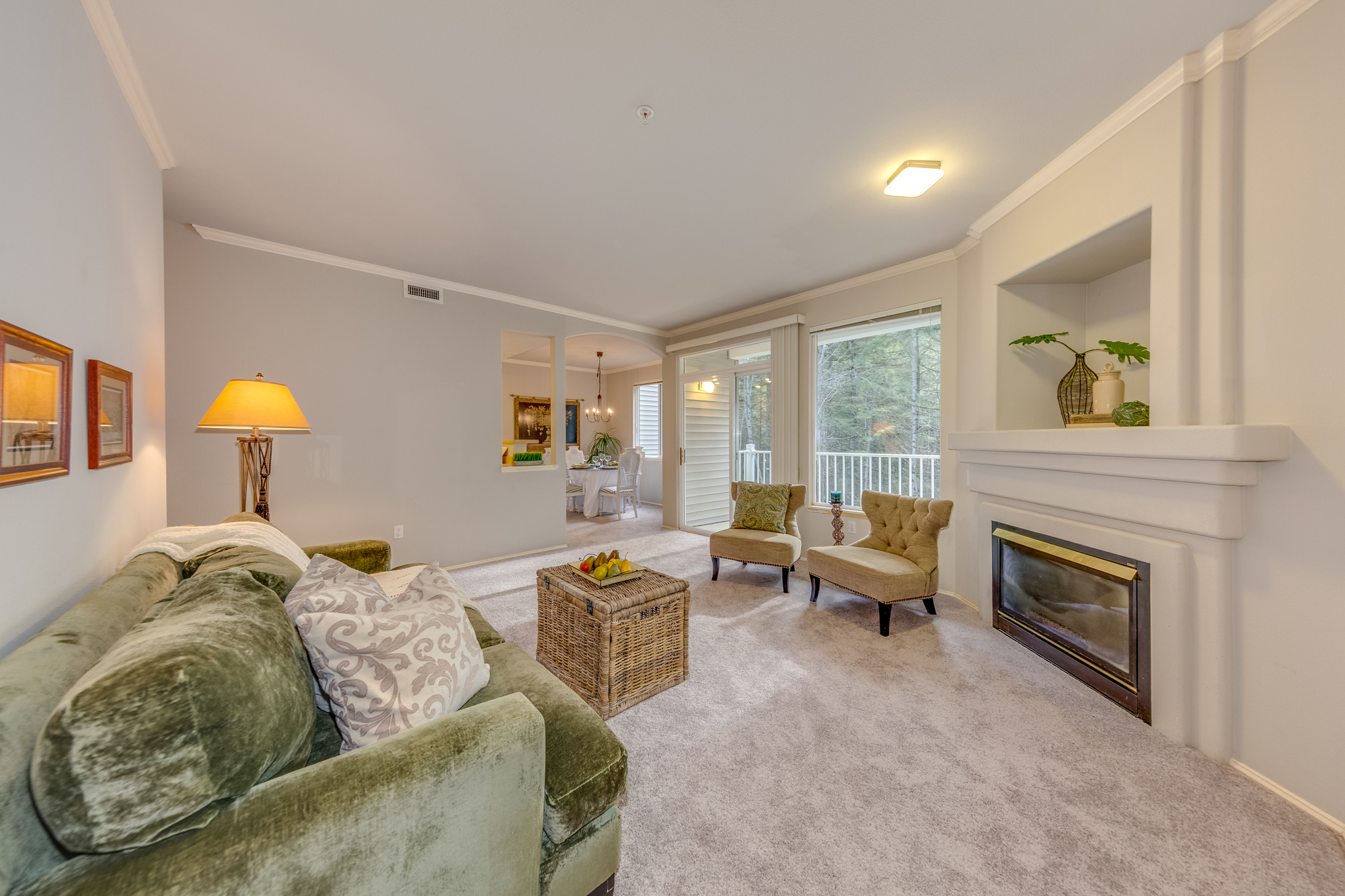 Property Photo:  25235 SE Klahanie Blvd A-204  WA 98029 