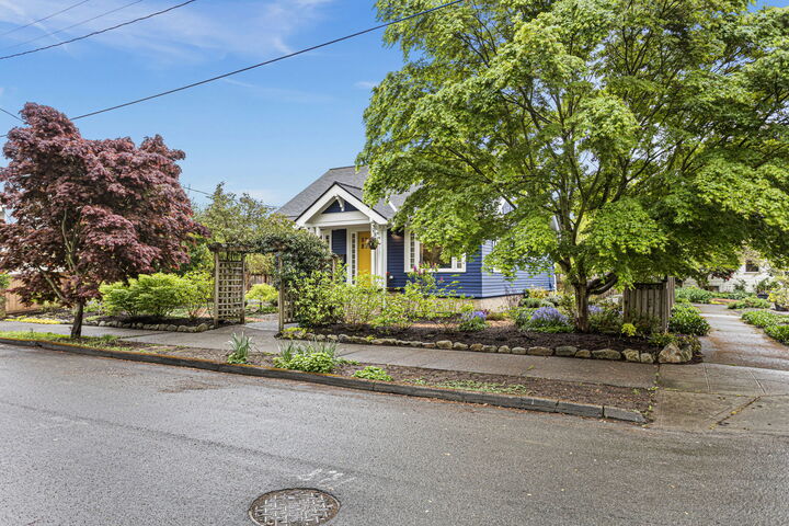 Property Photo: 5151 S Orchard St 5151 S Orchard Street  WA 98118 