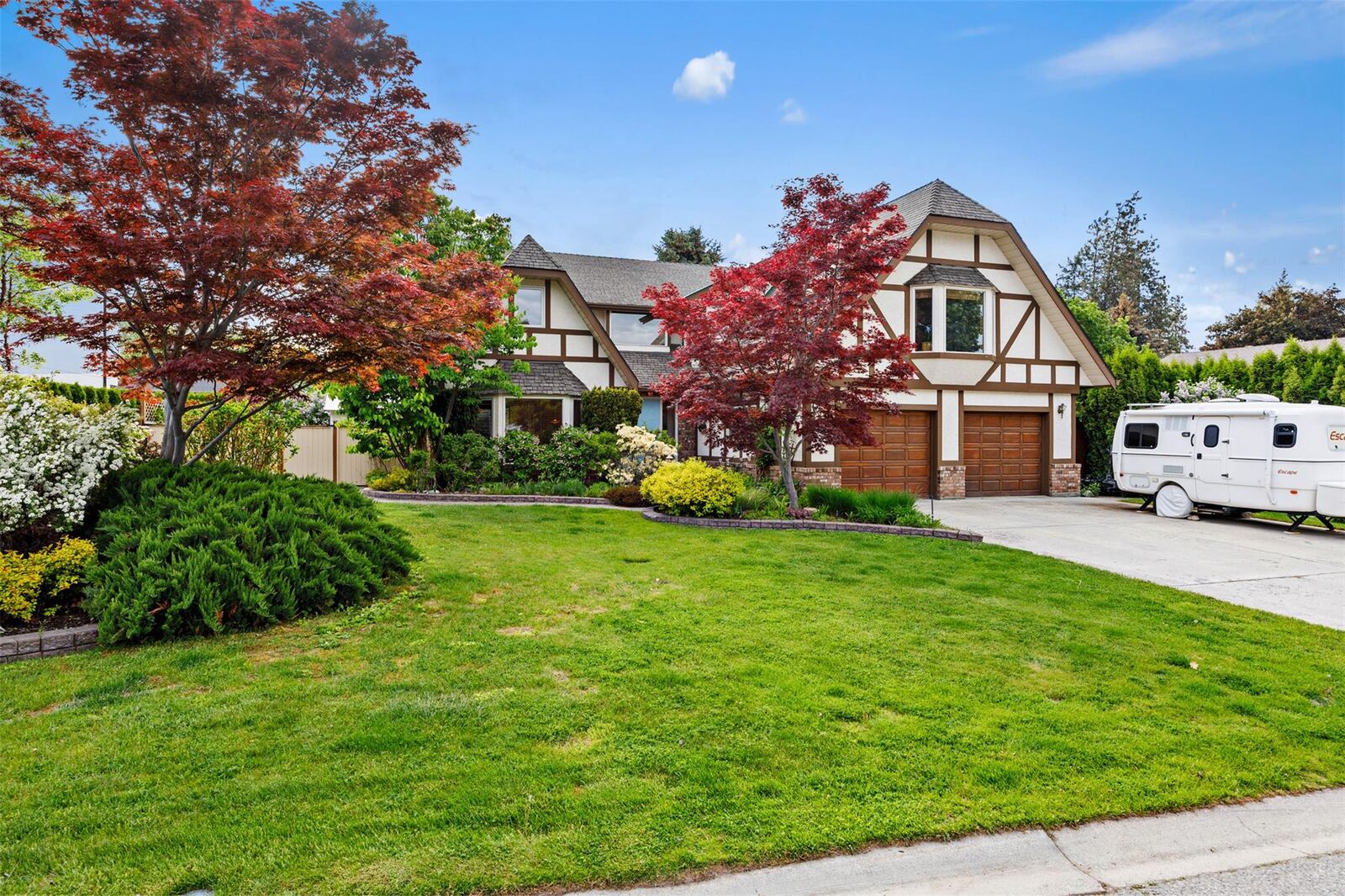 Property Photo:  4350 Kensington Drive  BC V1W 2L8 