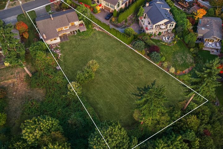 Property Photo:  4507  105th Avenue NE  WA 98033 